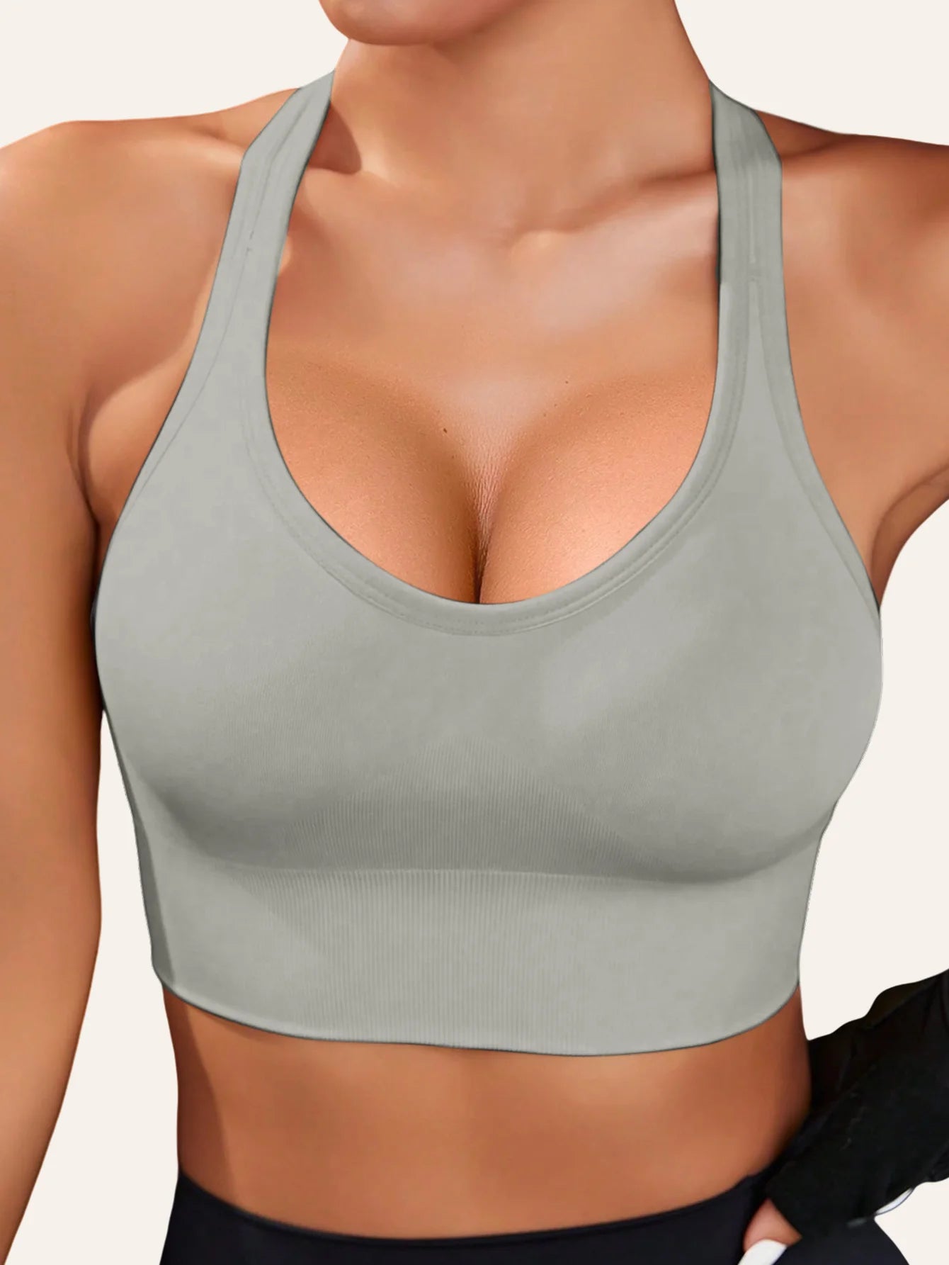 Sculpt & Move Crisscross Sports Bra